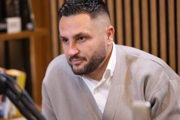 Tatuazhi që zbulon një kapitull të ri në jetën e Bes Kallakut