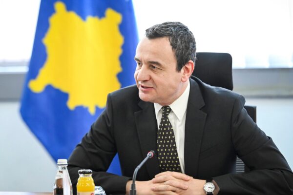 Kurti: Paga e 13-të për sektorin publik ekzekutohet pas miratimit të Buxhetit 2026