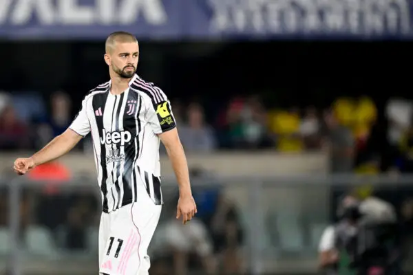 Everton refuzon Juventusin: Zhegrova nuk mjafton për sulmuesin Beto