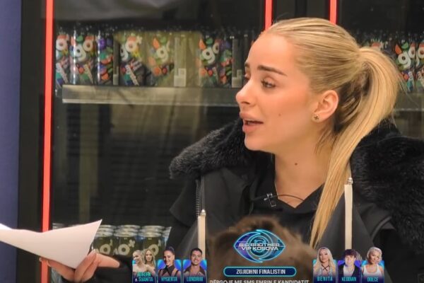ELIJONA SHPËRTHEN në Big Brother VIP Kosova: Londrimi dhe Klodi “FAKE”, drama brenda shtëpisë ndez rrjetin!