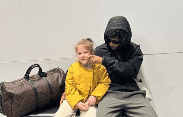 “MESAZH PËR MOZZIKUN?!” – Veprimi i Karim Adeyemi po çmend rrjetin!