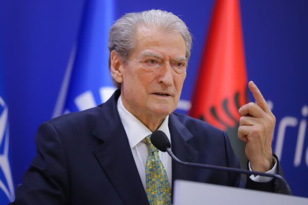 Berisha: Akuzat në Hagë ndaj ish-krerëve të UÇK-së janë propagandë serbe