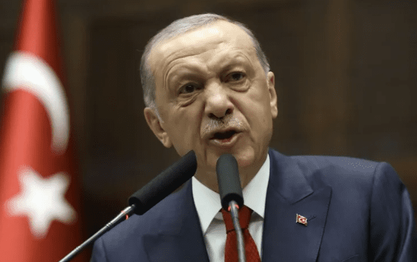 Turqia shqyrton skenarët në rast konflikti mes Iranit dhe SHBA-ve