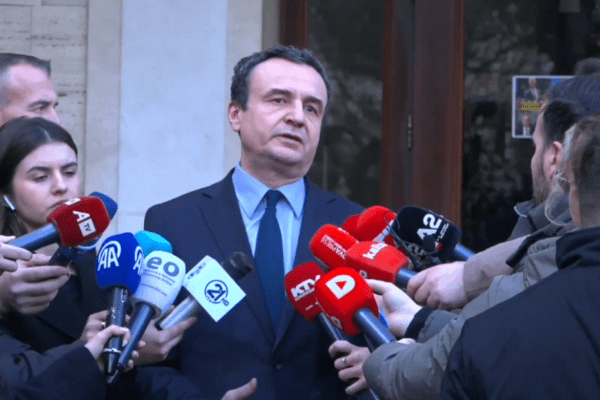 Kurti pas takimit me Abdixhikun: LVV nuk ka kandidat partiak për president