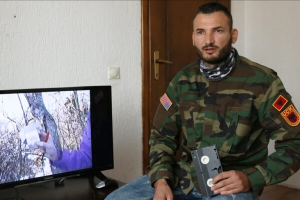 “TRONDITËSE: Esat Shala zbardh mijëra pamje nga masakrat serbe në Kosovë – çfarë askush nuk donte të shihte!”