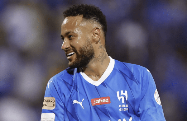 Neymar flet hapur: ‘Është shumë e vështirë të jesh unë’ – momenti i vështirë për brazilianin pas dëmtimit