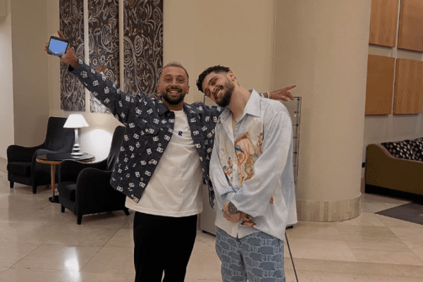 Gimbo kërkon Gjestin brenda BBVA pa e ditur çfarë po ndodh jashtë – rrjeti shpërthen në reagime