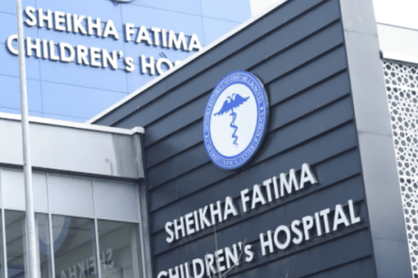 Skandal tronditës në Kosovë – pas keqtrajtimit të 5-vjeçarit, shteti ndërhyn dhe largon edhe 6 fëmijë të tjerë nga familja!