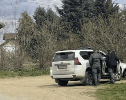 Tronditëse në Podujevë: tre të vdekur pas të shtënave, dyshohet për vrasje dhe vetëvrasje