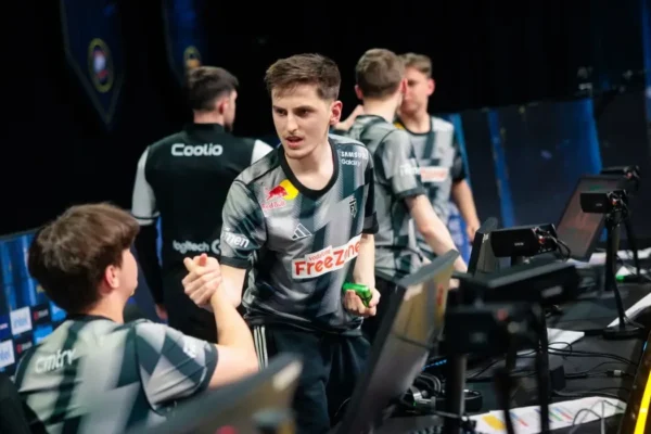 Performancë e shkëlqyer nga Aulon Fazlija “Krabeni”, por FUT Esports ndalet në vendin e katërt në ESL Pro League 23