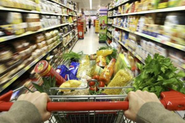 Inflacioni në Kosovë arrin 6.7% – çmimet e energjisë dhe ushqimeve në rritje drastike