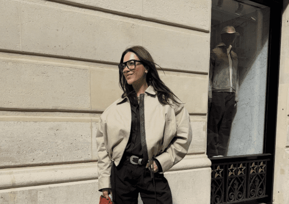 Sara Hoxha publikon mesazhet fyese dhe i përgjigjet me ironi