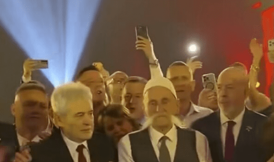 Dasma e Luan Haradinajt ndez Prishtinën! Shkurte Fejza Këndon për Adem Jasharin