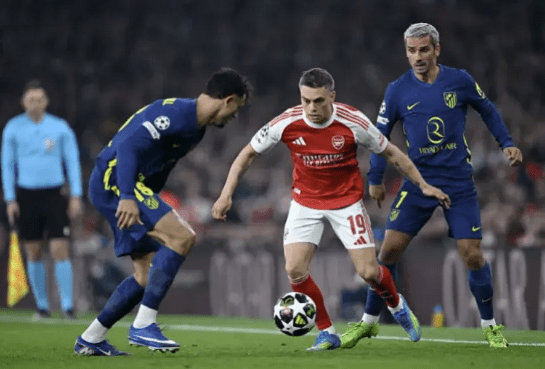 Arsenali mposht Atletico Madridin dhe siguron finalen e Ligës së Kampionëve
