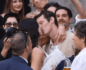 Dasma përrallore e Dua Lipës dhe Callum Turner në Sicili